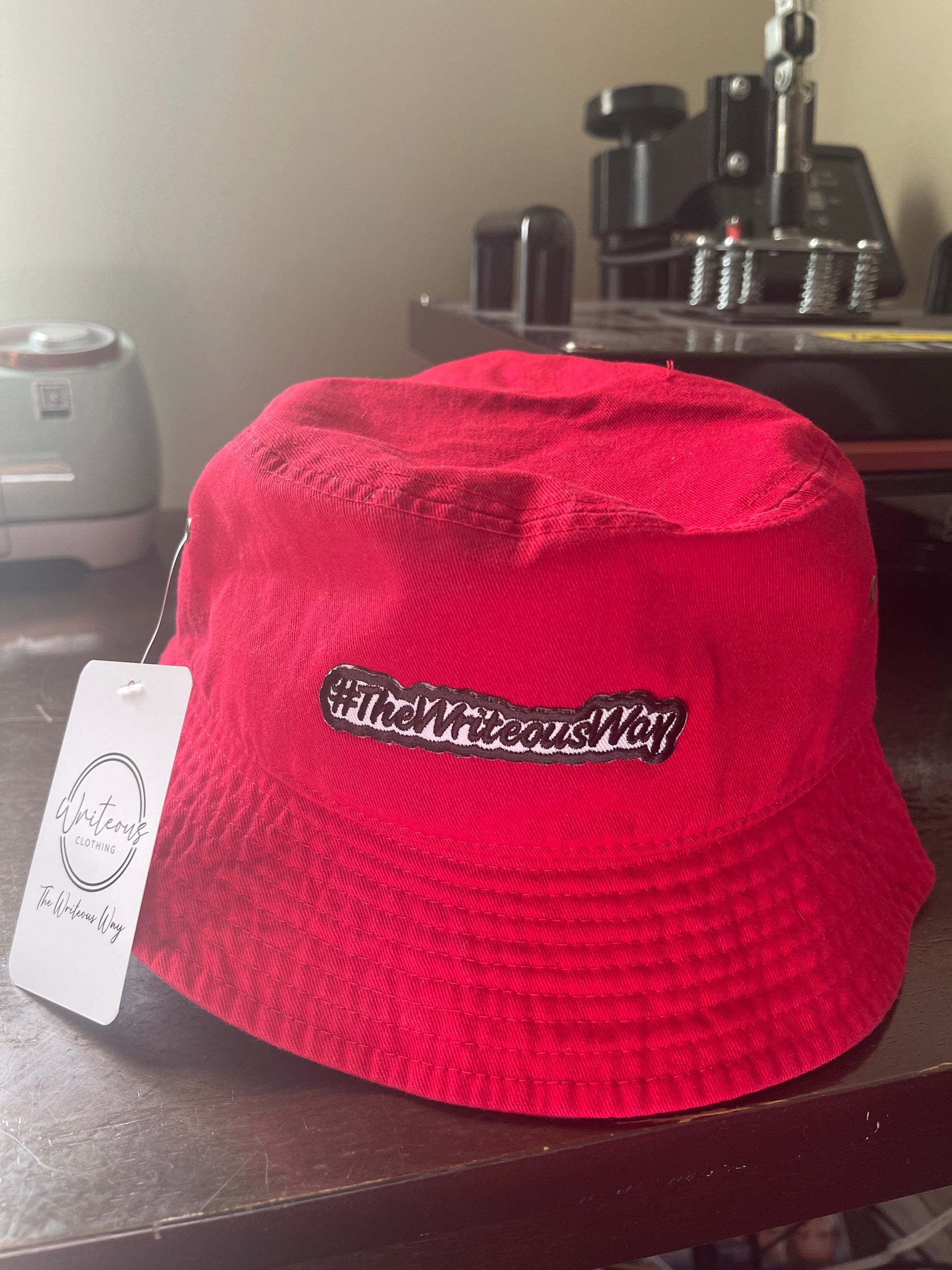 ◆ARCHIVE BOLD◆ RED MOSS PATCHED BUCKET HAT WHITE AB23SUCP0 Red Bucket TWW – Writeous Clothing